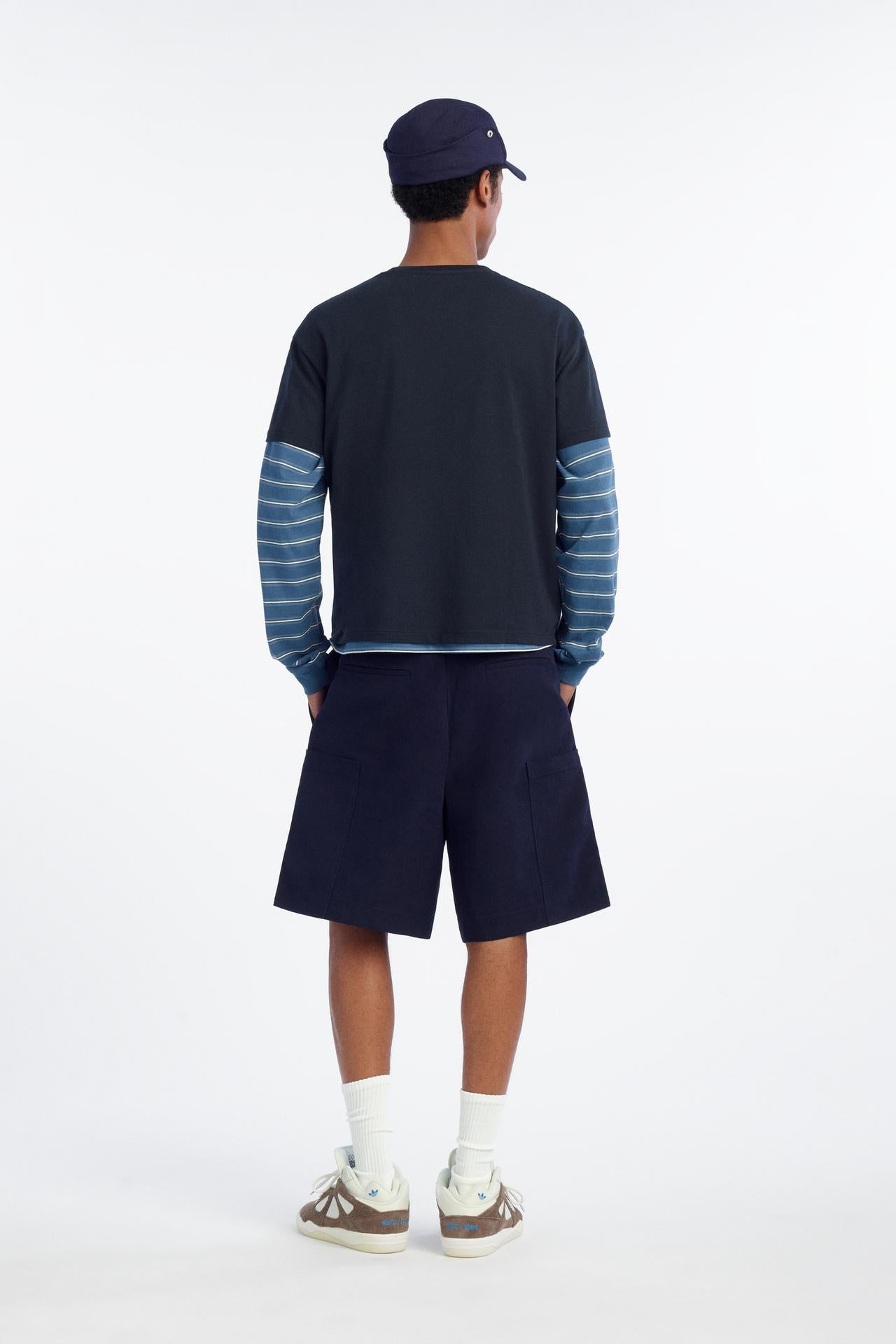 Cropped Fit 'Amor' Slogan T-Shirt