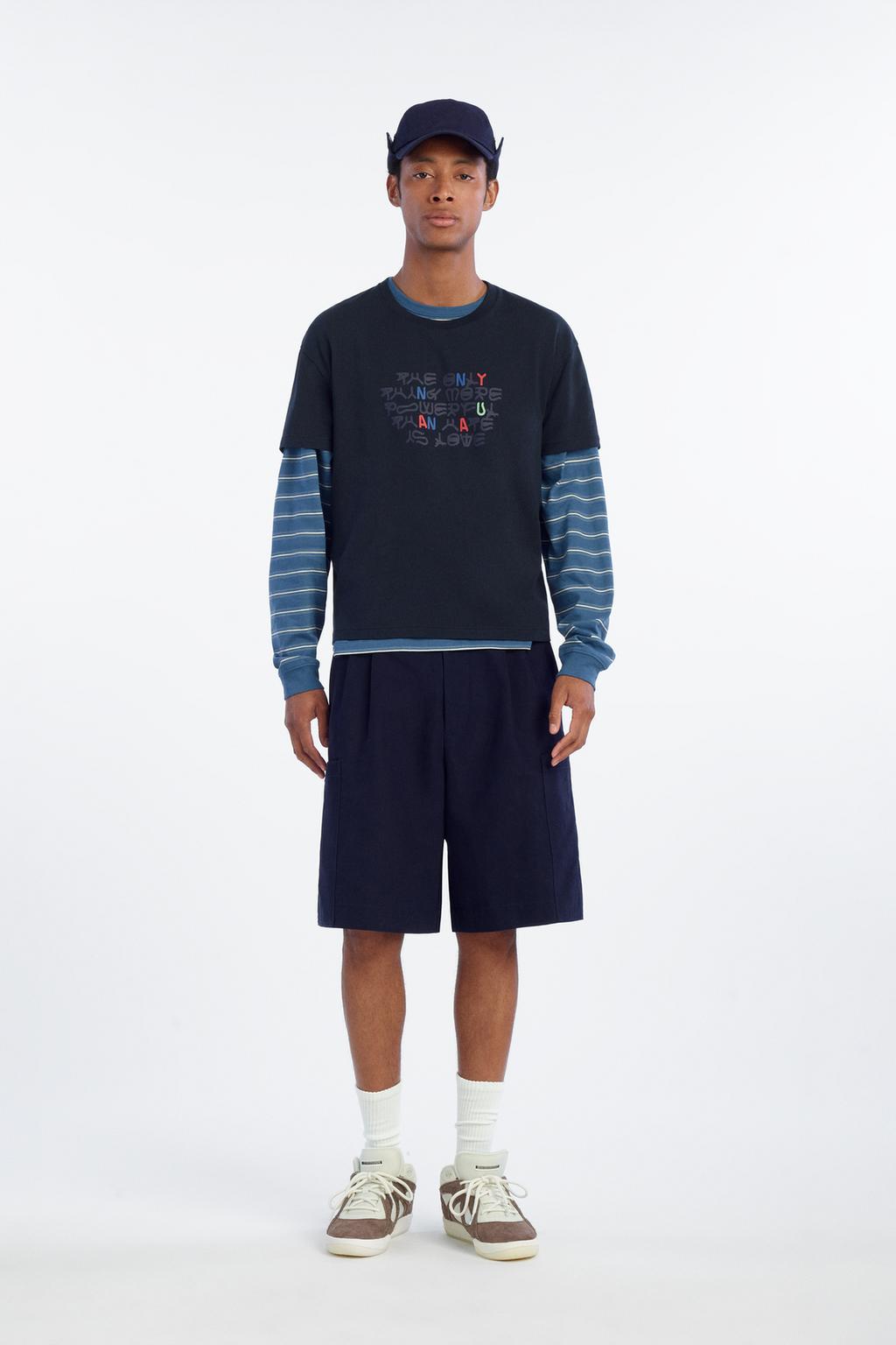 Cropped Fit 'Amor' Slogan T-Shirt